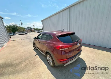 2017 Hyundai Tucson Limited z USA, uszkodzony, nr VIN KM8J33A23HU545641